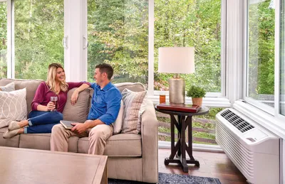 ALL-SEASON SUNROOM