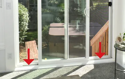 DOOR SILL TRACK