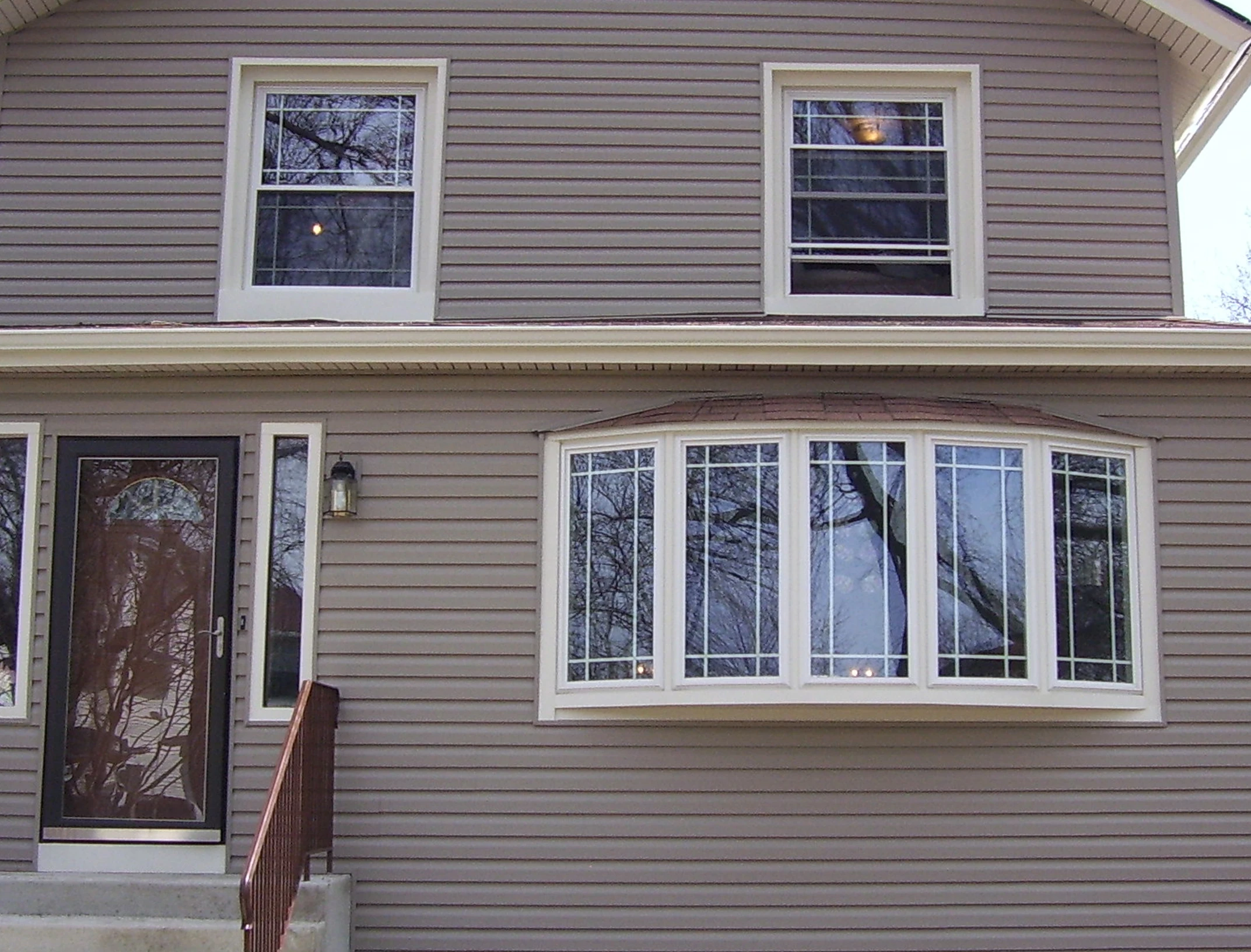 Featured Champion Window Style: Bay & Bow