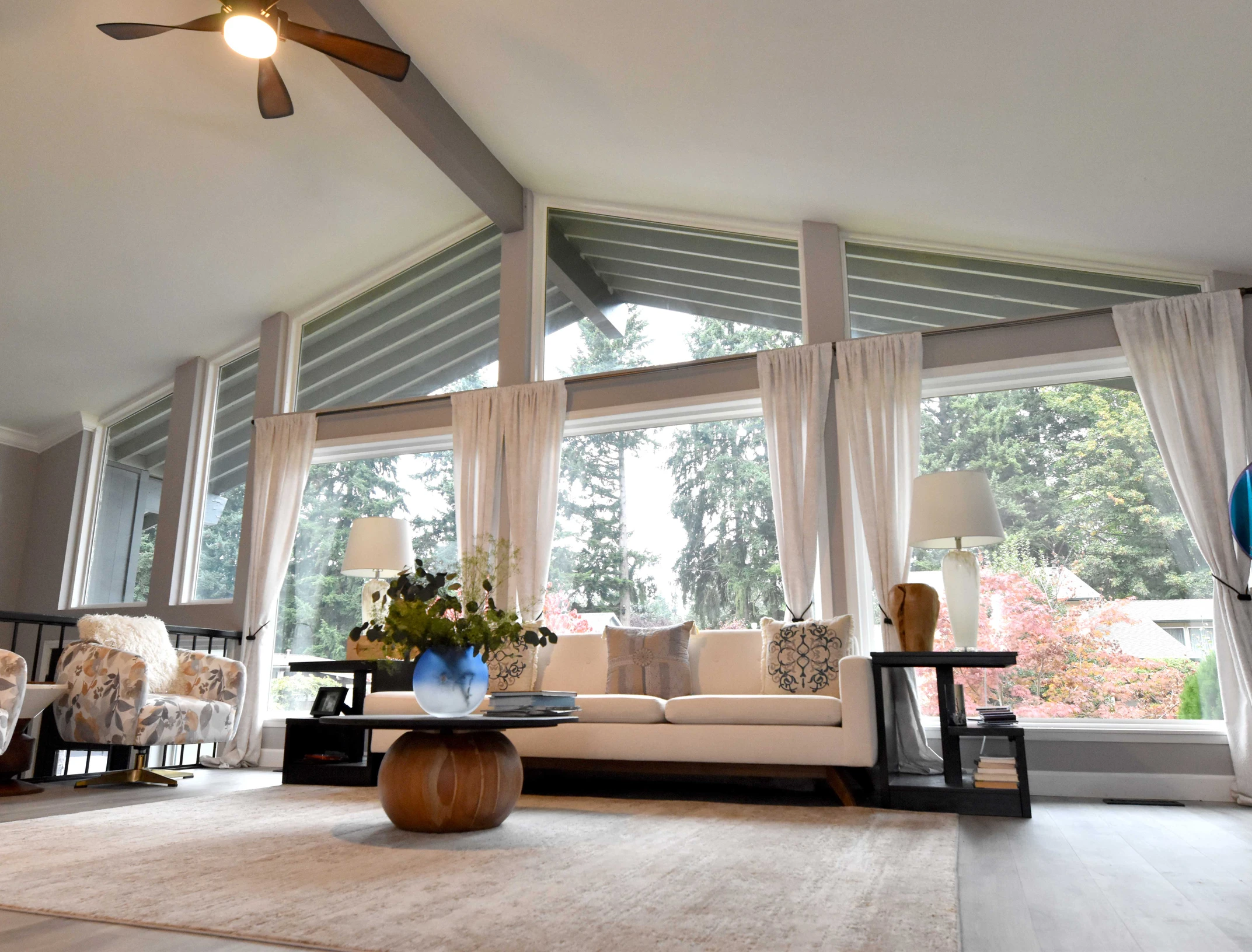 Featured Champion Window Style: Picture