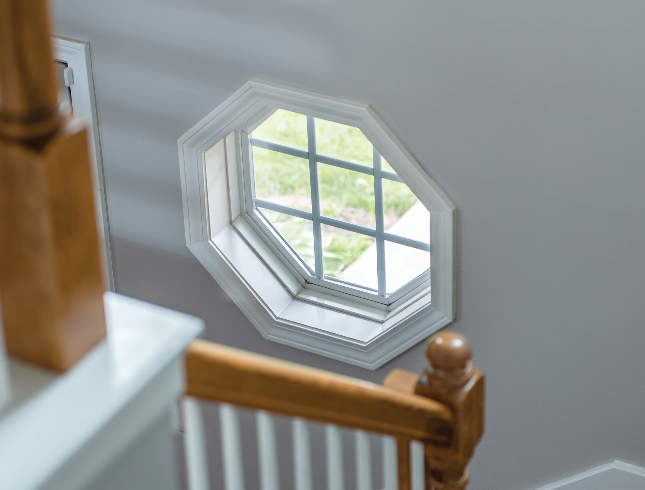 Featured Champion Window Style: Shaped